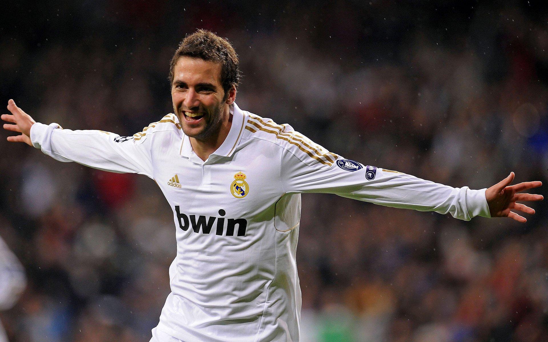 什琴斯尼炮轰巴萨战术哲学，4-0仍狂攻是足球的迷失