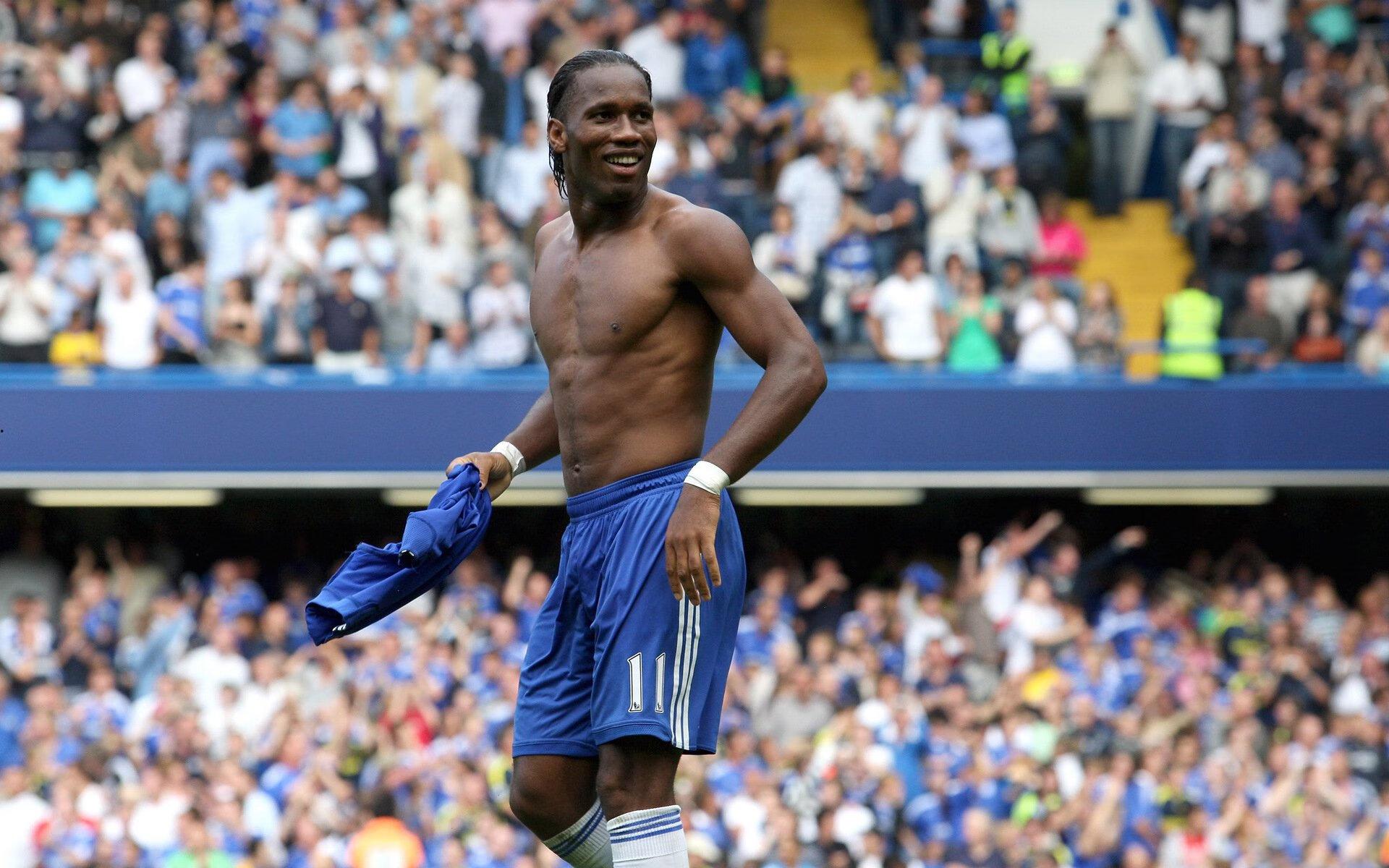 水晶宫演绎绿茵美学，施卢普灵巧四两拨千斤，约翰逊凌空抽射钻死角定乾坤